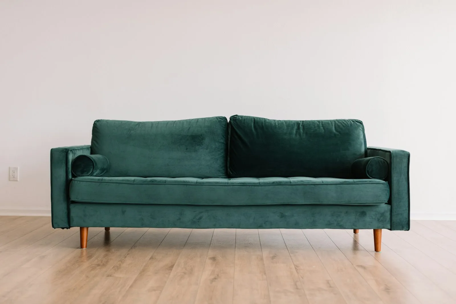 Cozy long-stay workspace in a serviced apartment