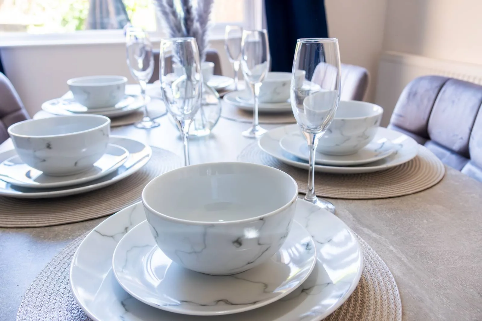 Sullivan Heights Coventry — dining table place setting