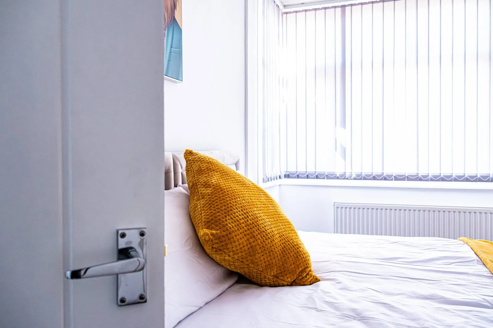 Sullivan Heights Coventry — bedroom with natural light