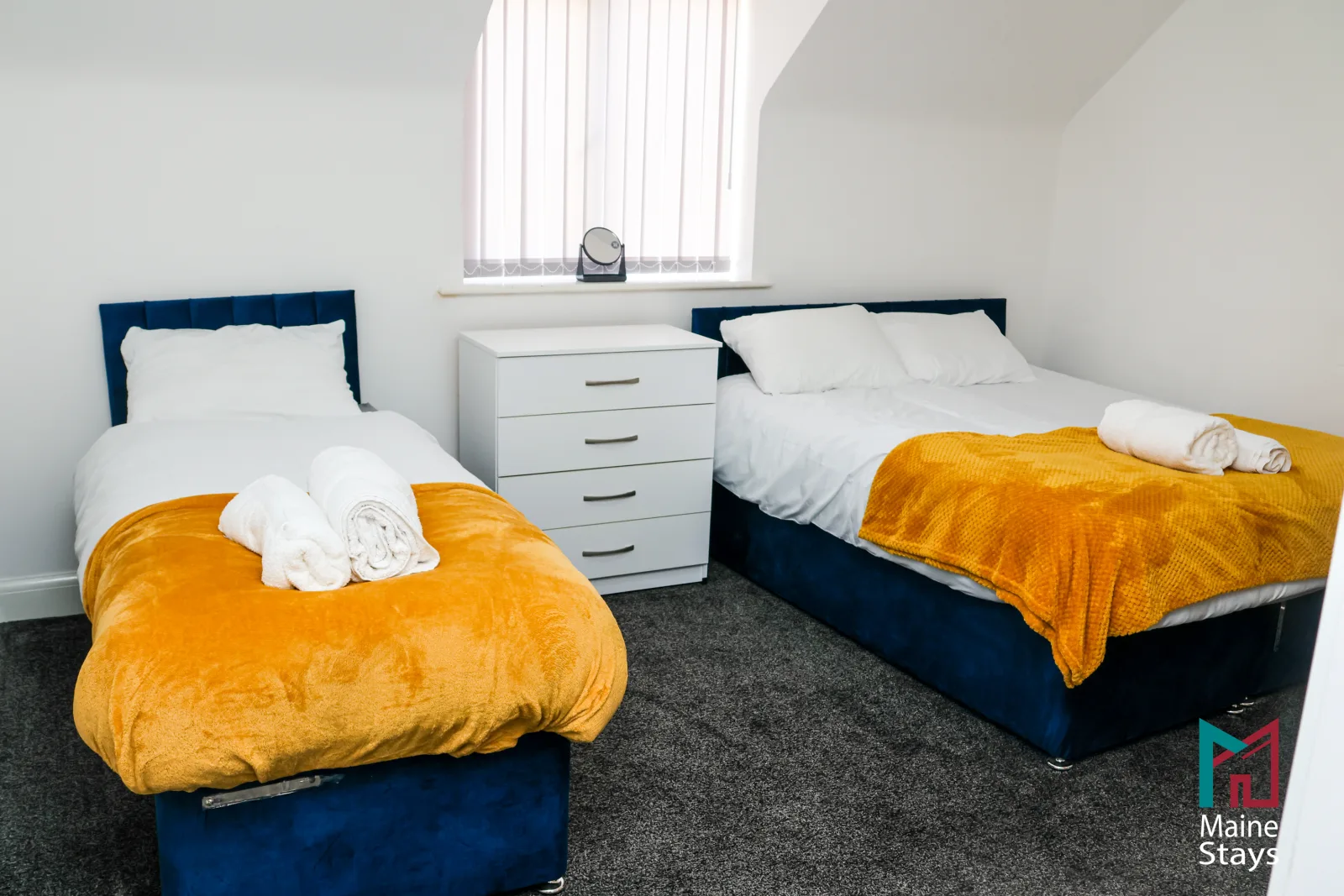 Humber Hub Coventry - Bedroom 3: bedroom3 twin beds overview