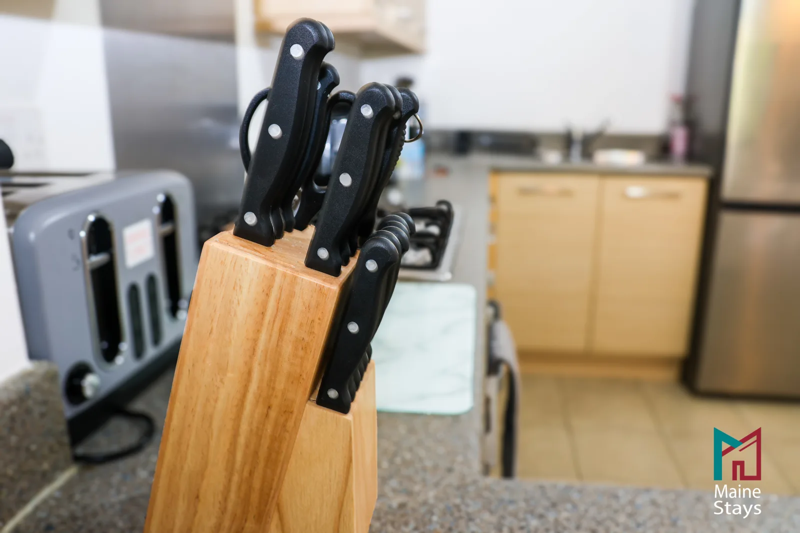 Humber Hub Coventry - Open-plan kitchen, dining and lounge: knife block
